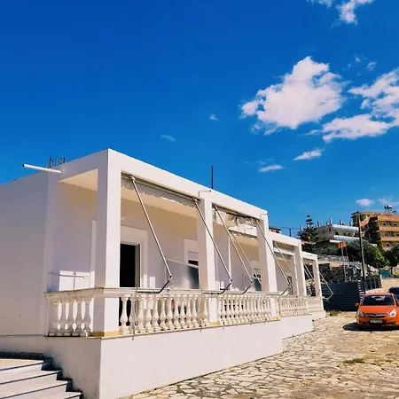Junis Seaside Private * Sarande