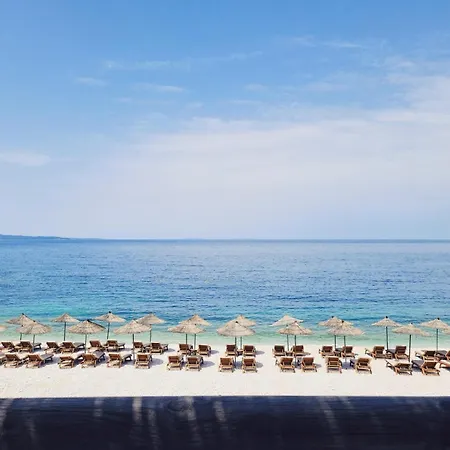 Junis Seaside Private Apartment